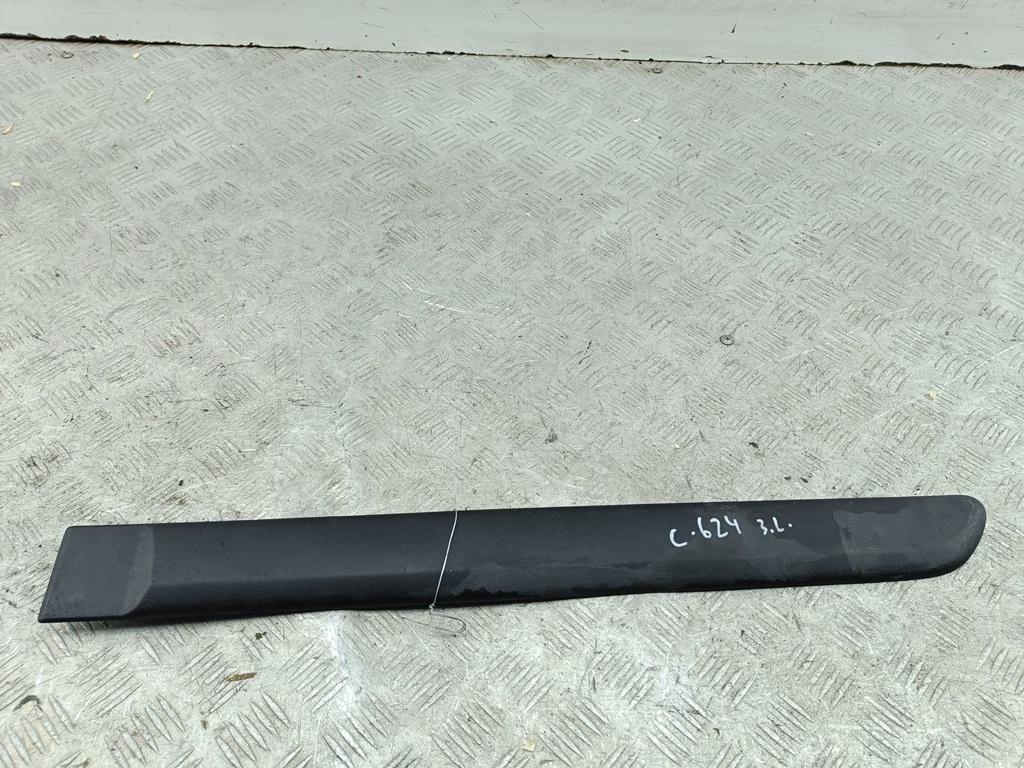 Накладка двери задней левой