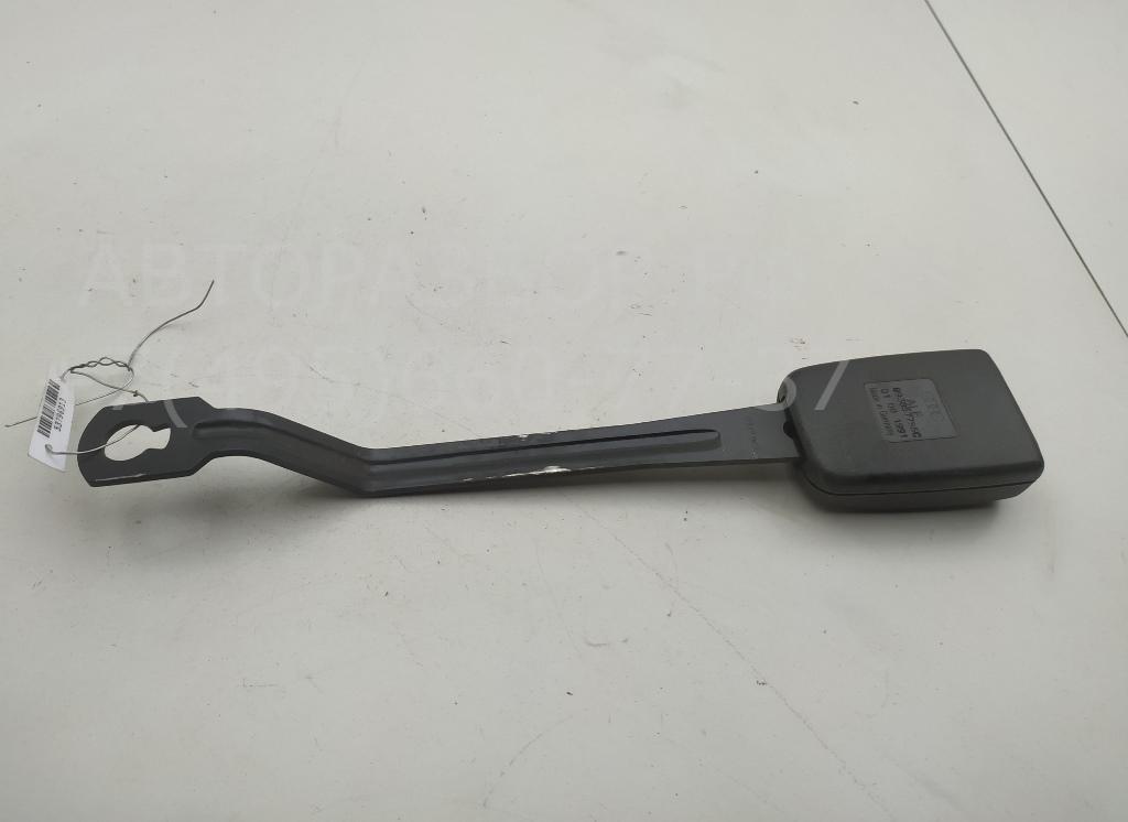 Ответная часть ремня безопасности