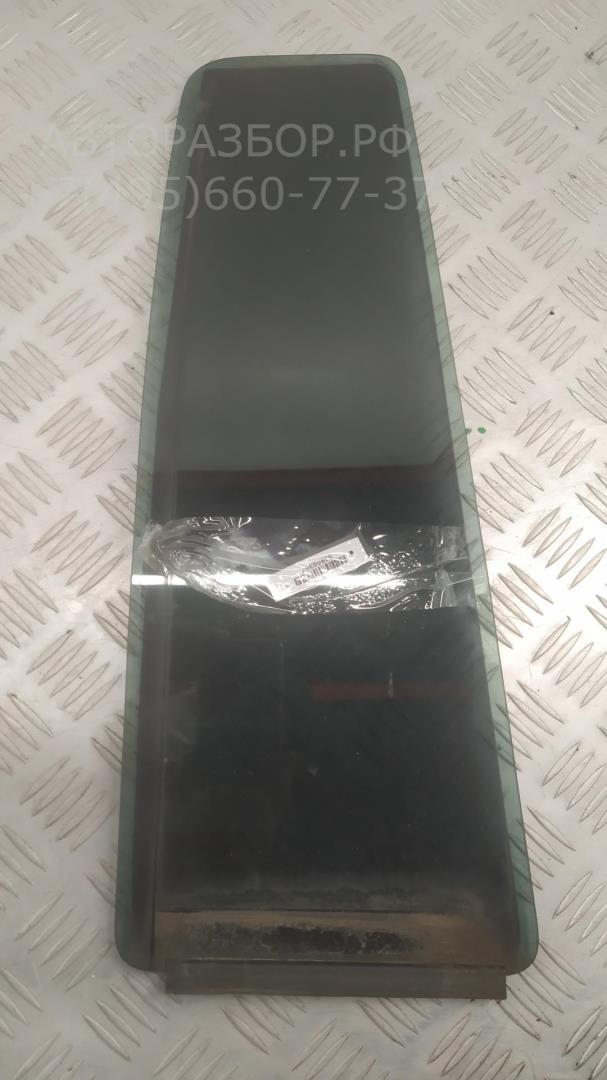 Стекло двери задней правой (форточка)