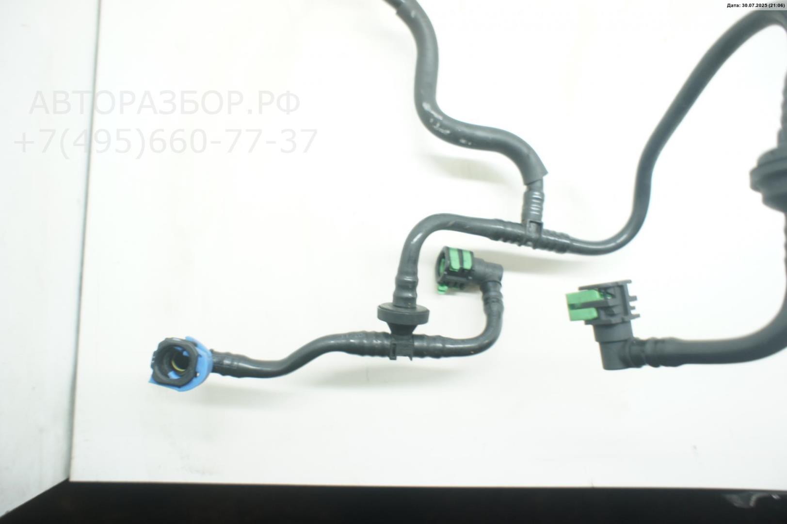 Трубка топливная