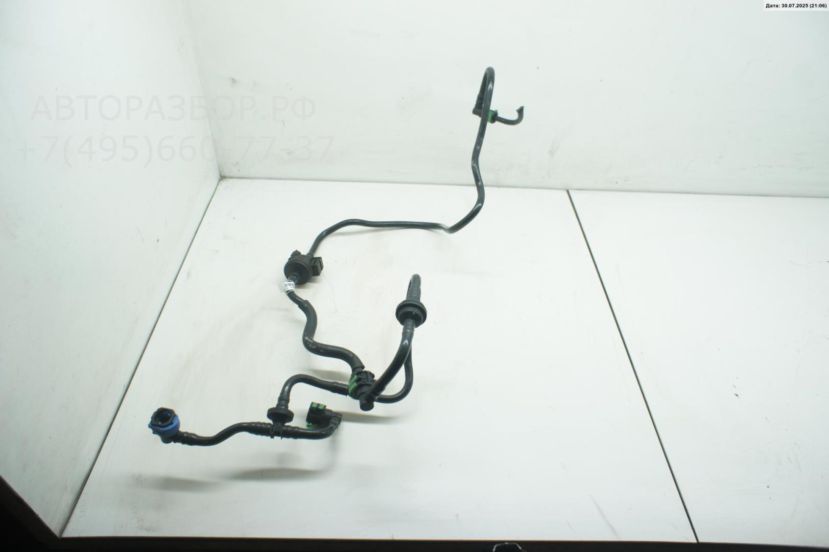 Трубка топливная