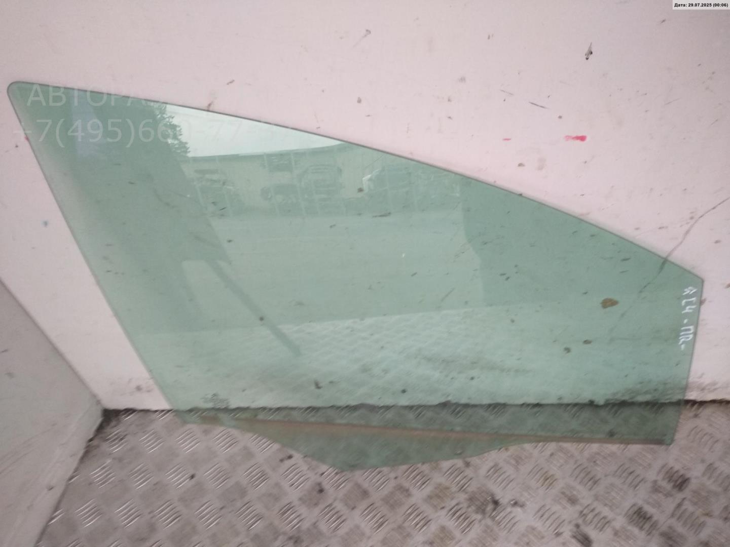 Стекло двери передней правой
