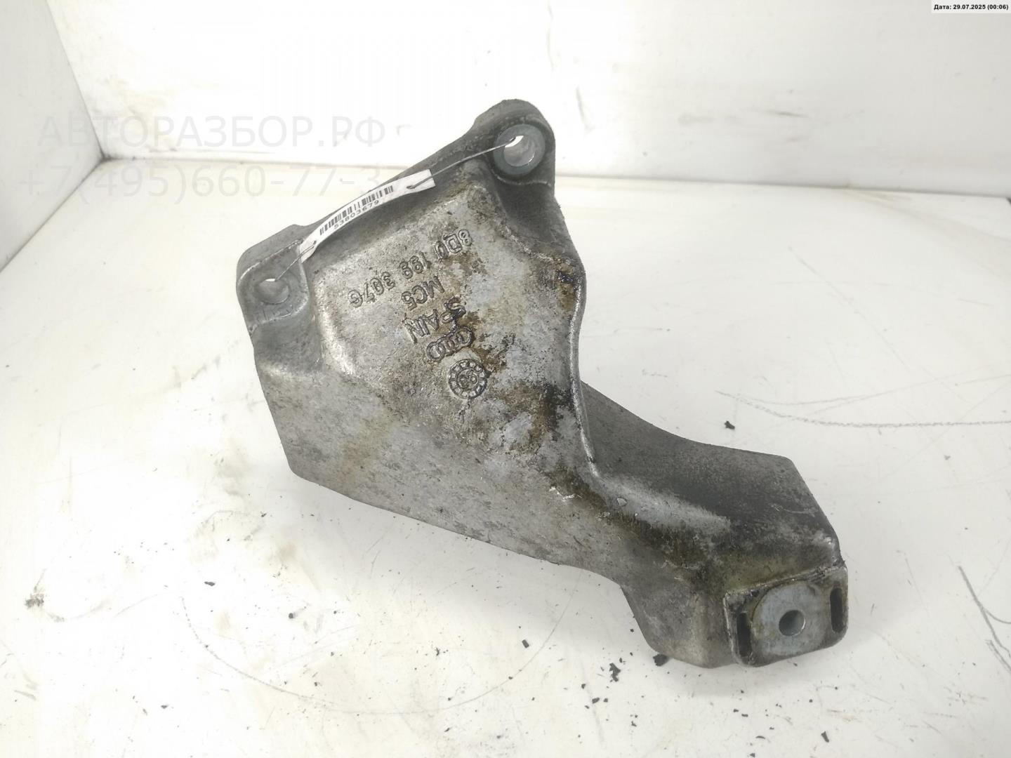 Кронштейн двигателя левый