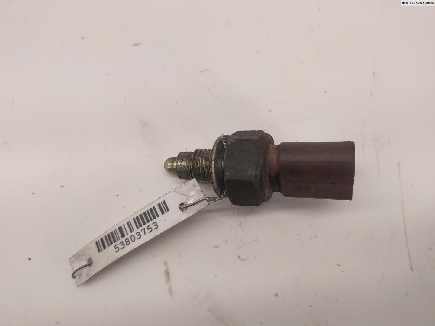 Датчик включения заднего хода