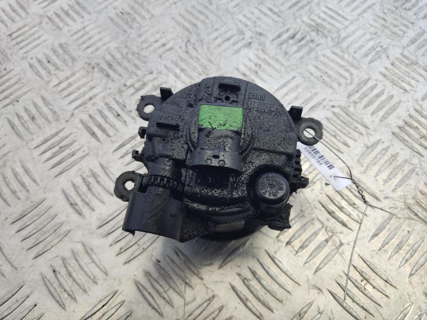 Фара противотуманная правая