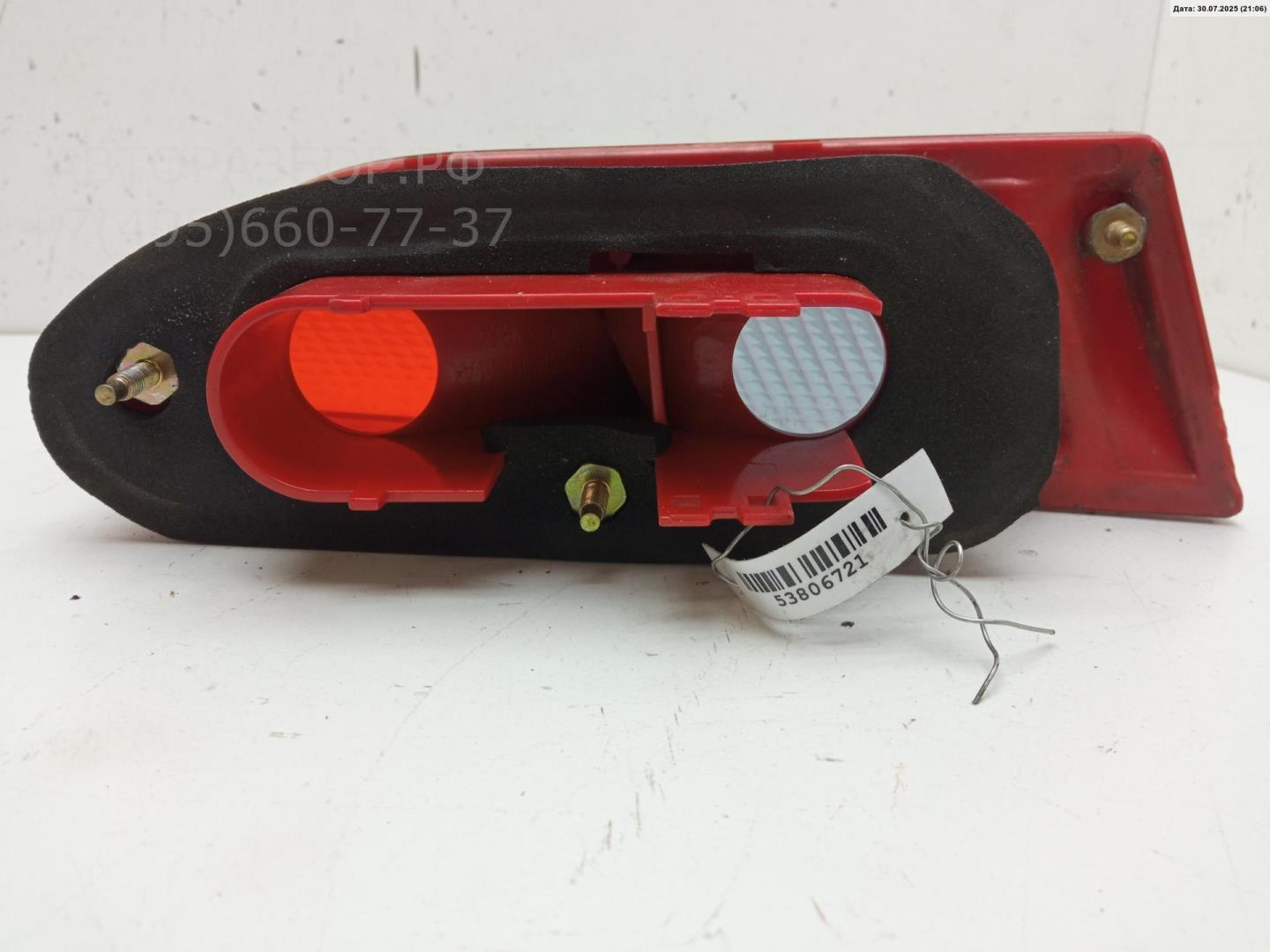 Фонарь задний внутренний правый