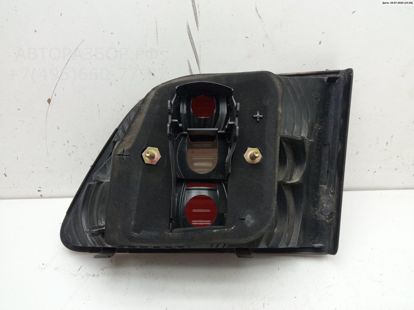 Фонарь задний внутренний левый