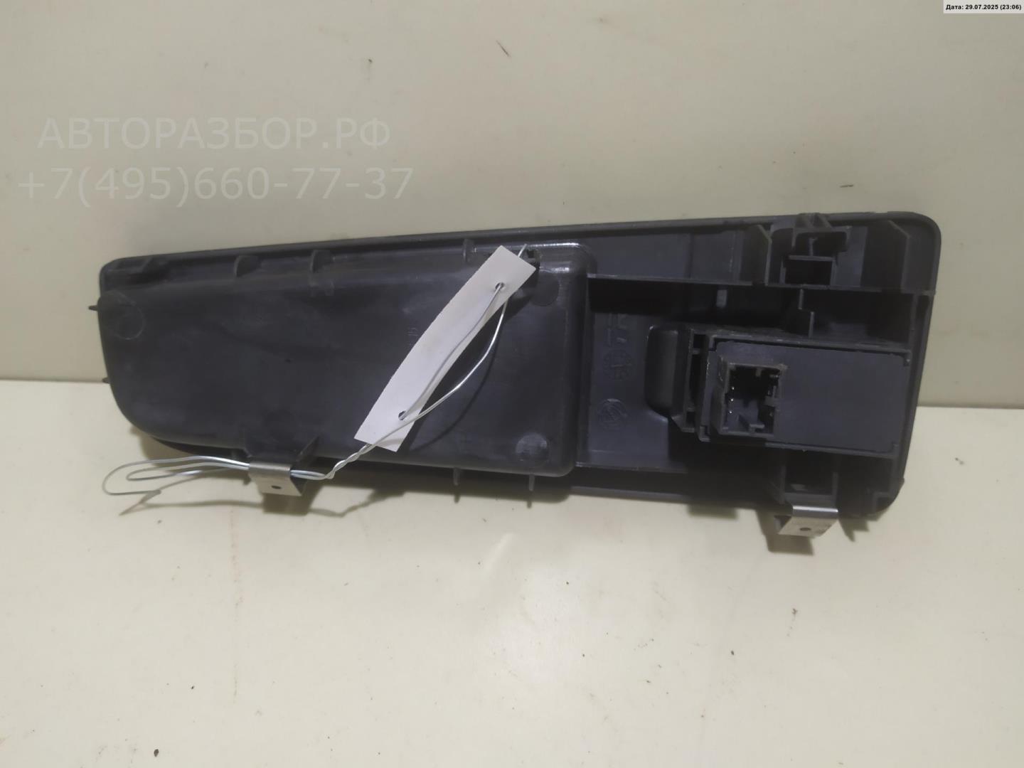 Кнопка стеклоподъемника