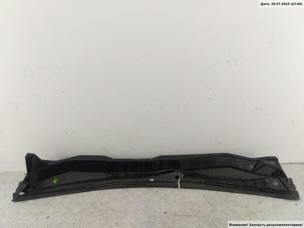 Решетка стеклоочистителей (Жабо)