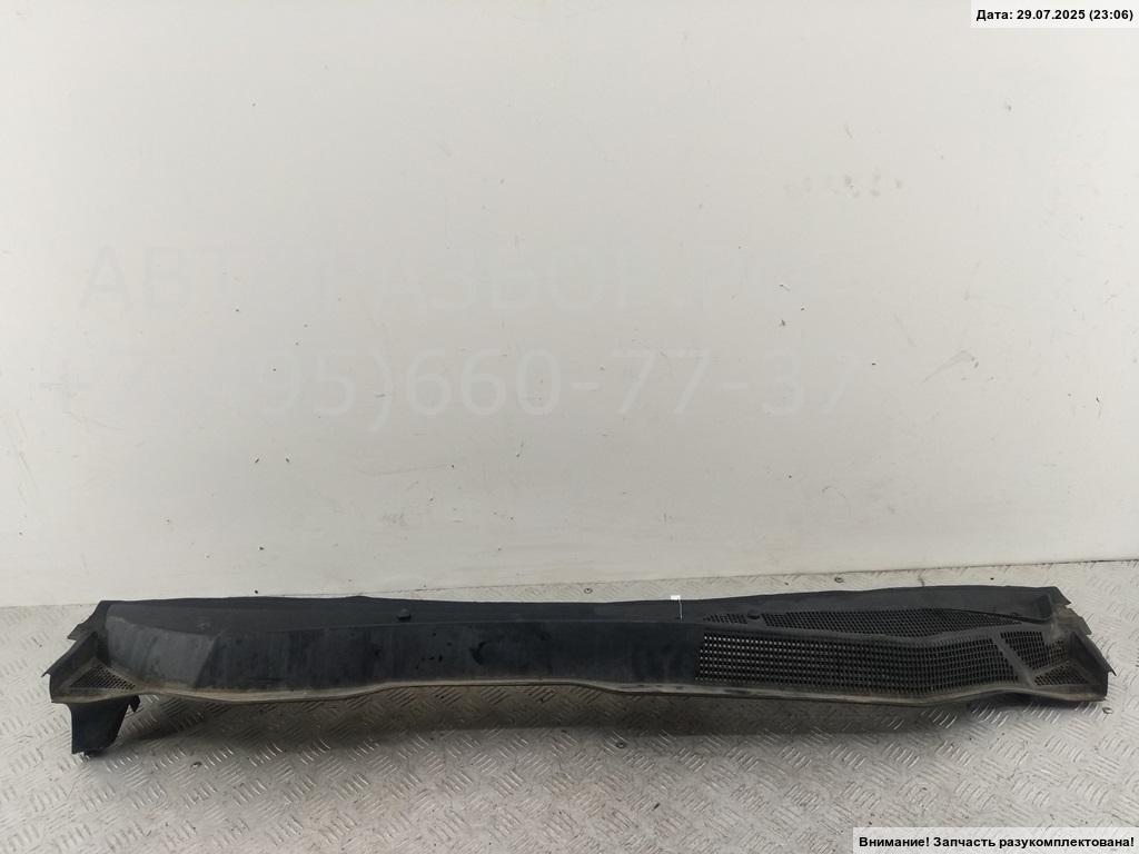 Решетка стеклоочистителей (Жабо)