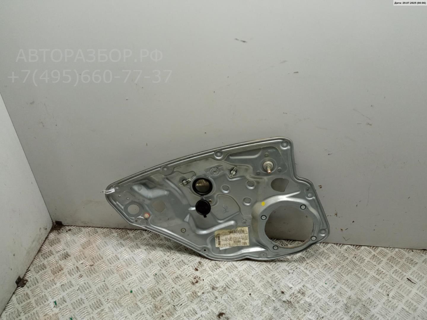 Стеклоподъемник механ. задний левый