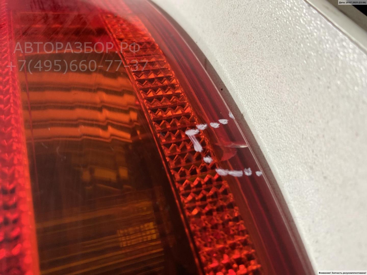 Фонарь задний правый