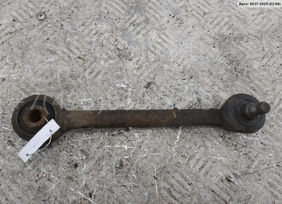 Рычаг задний правый
