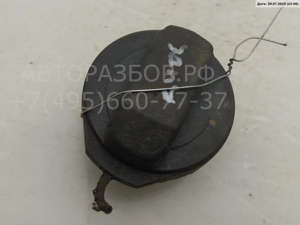 Крышка топливного бака