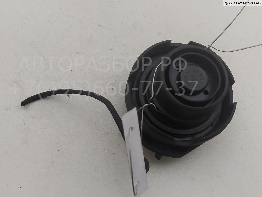 Крышка топливного бака