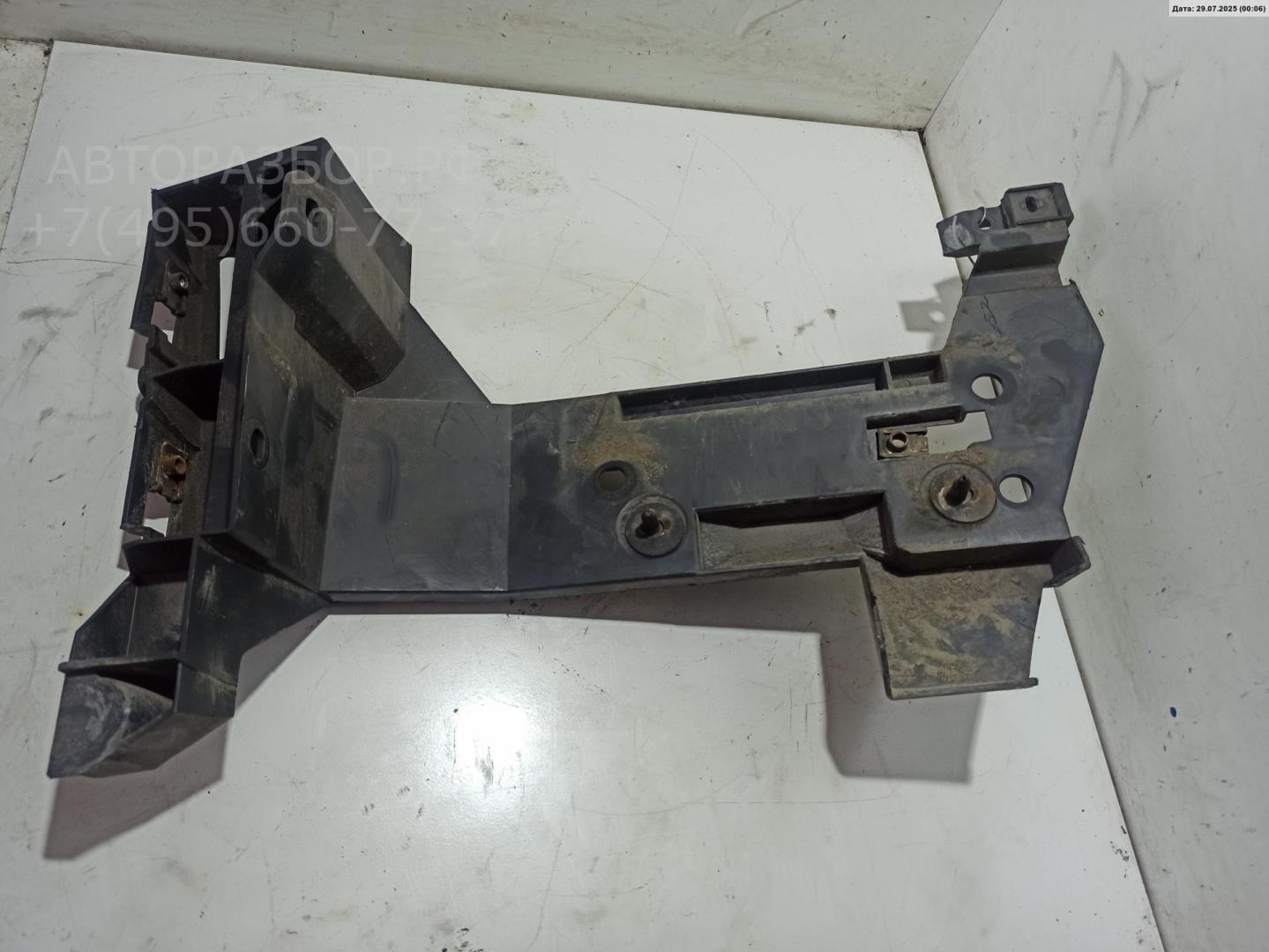 Кронштейн заднего бампера левый