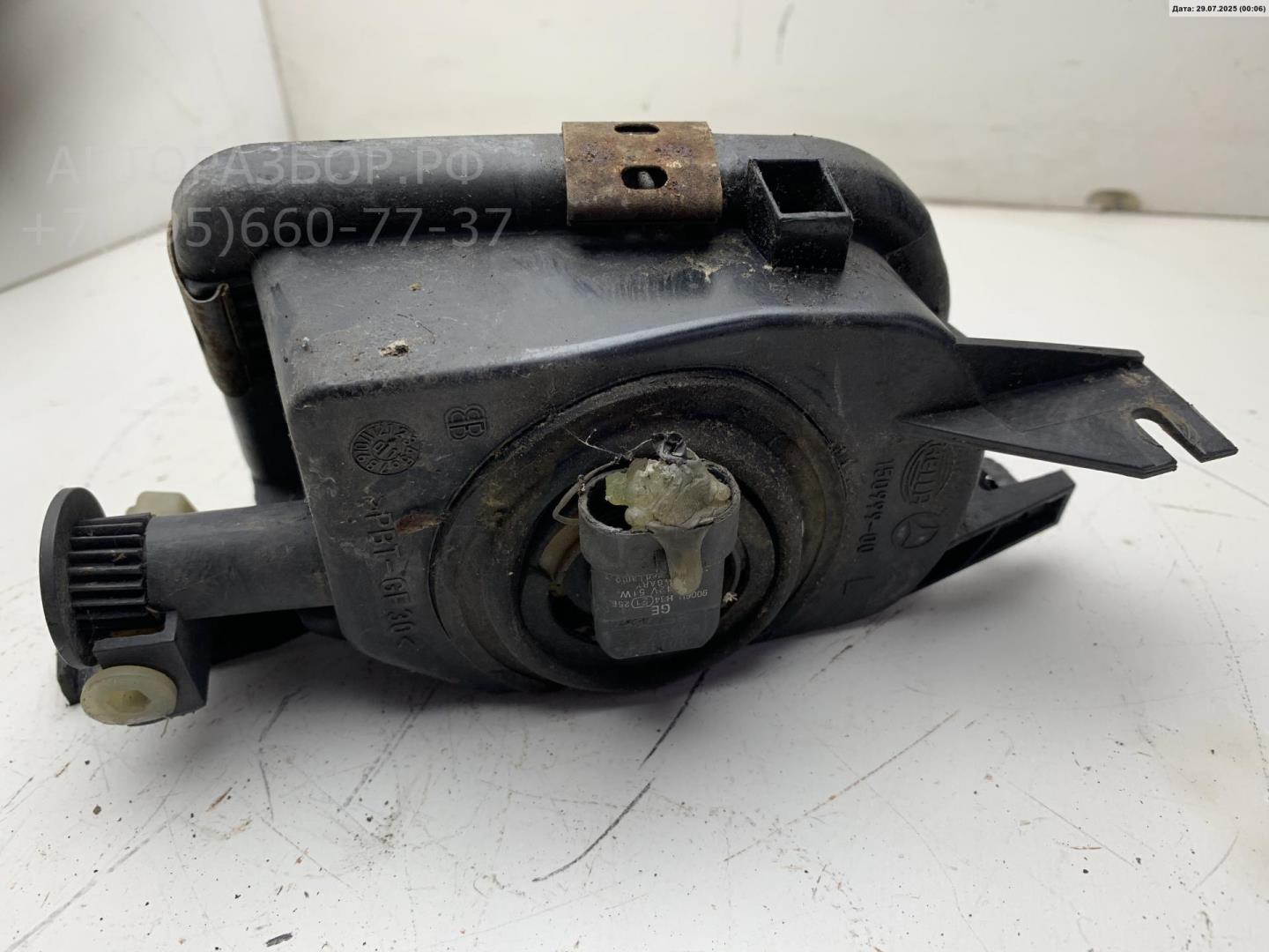 Фара противотуманная левая