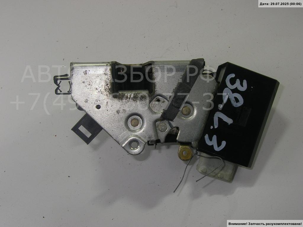 Замок двери задней левой