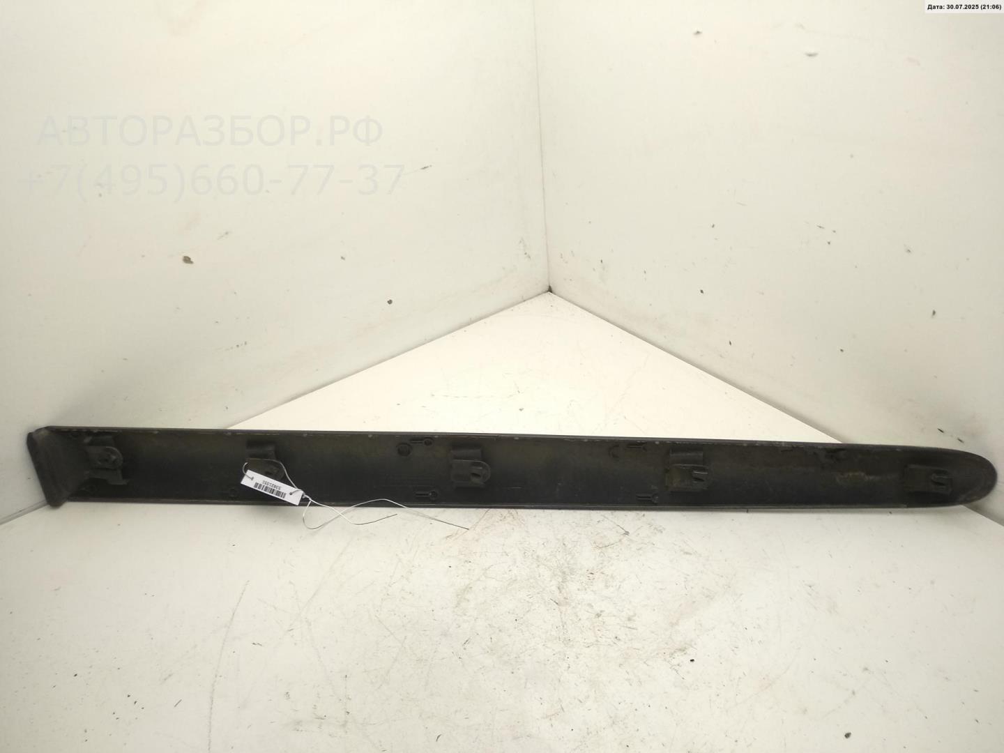 Накладка двери задней левой