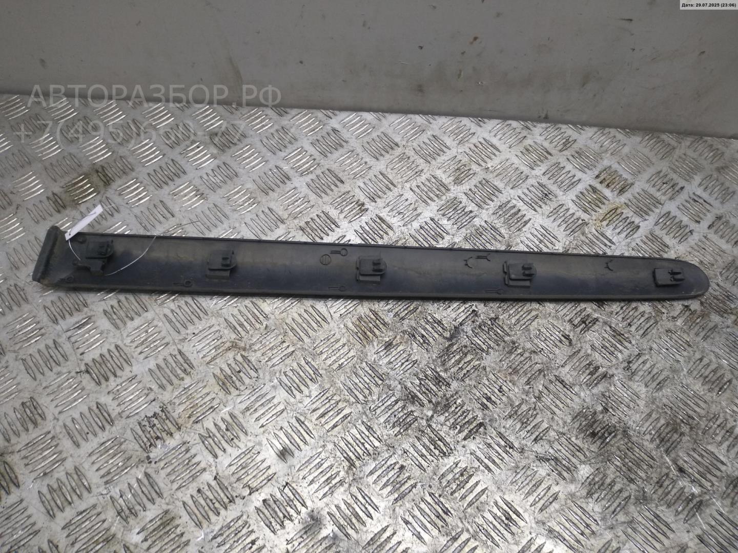 Накладка двери задней левой