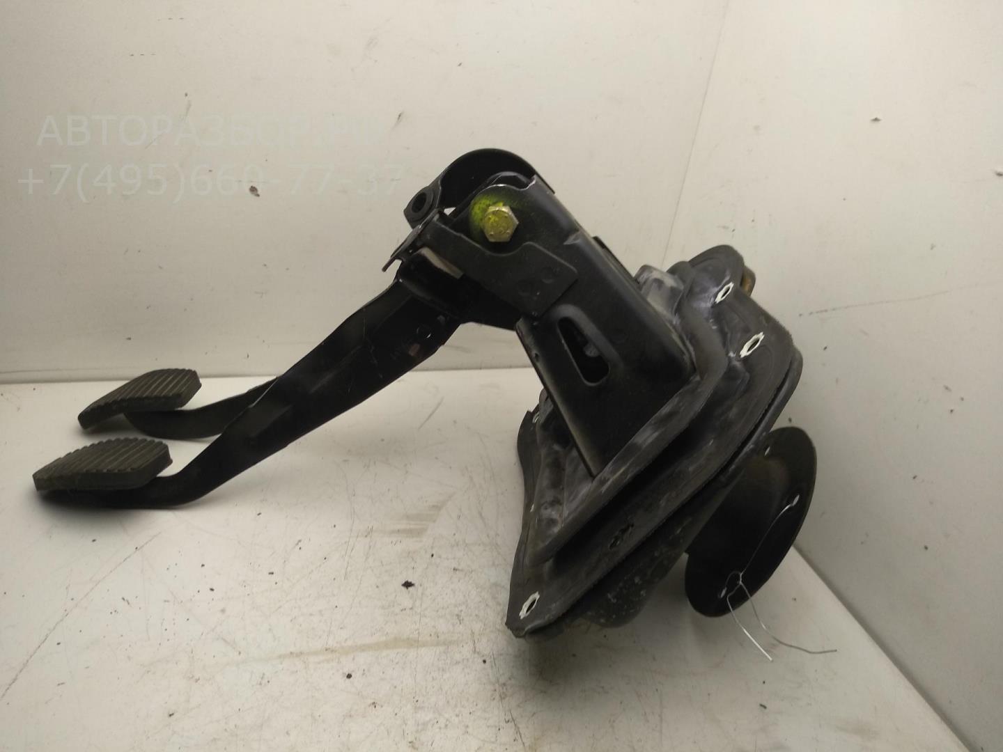 Блок педалей