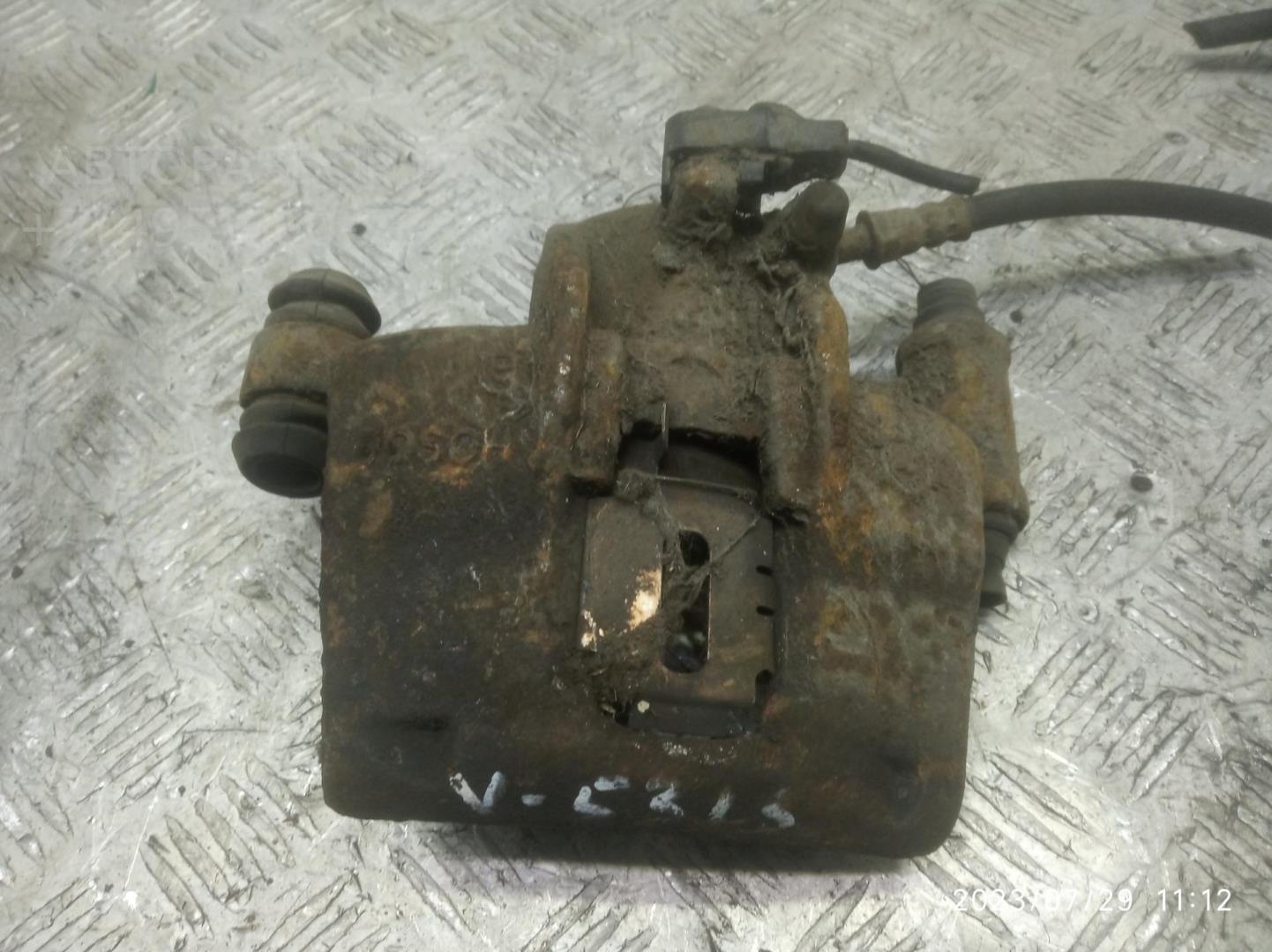 Суппорт передний левый