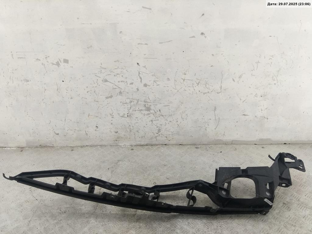 Кронштейн крепления крыла