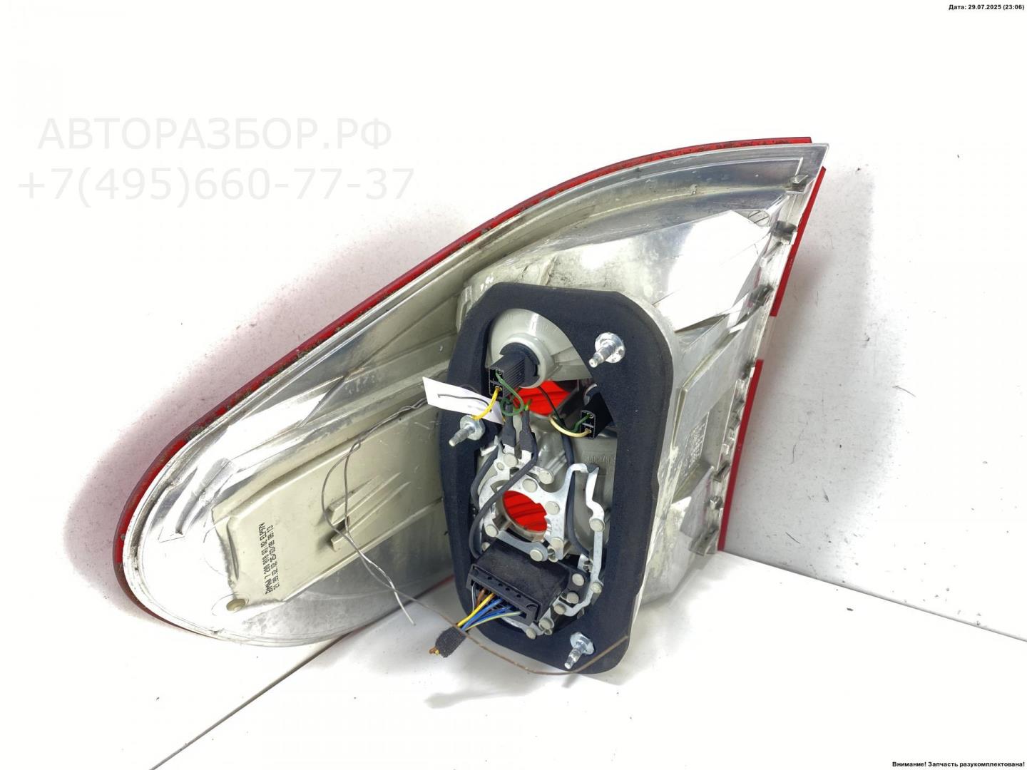 Фонарь задний правый