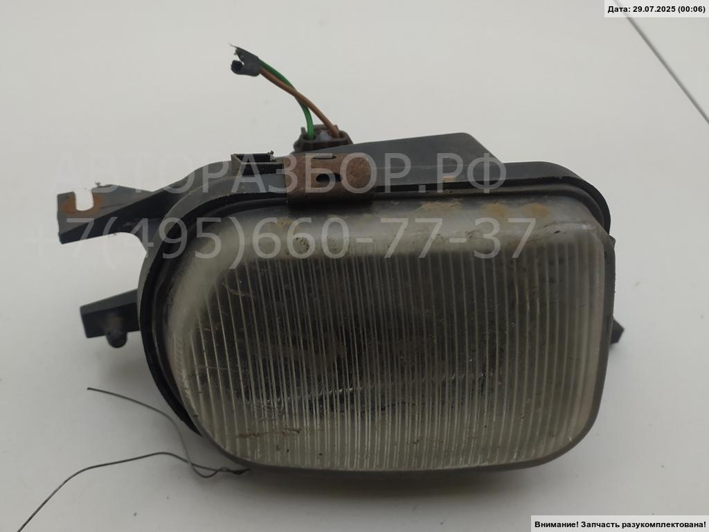 Фара противотуманная левая