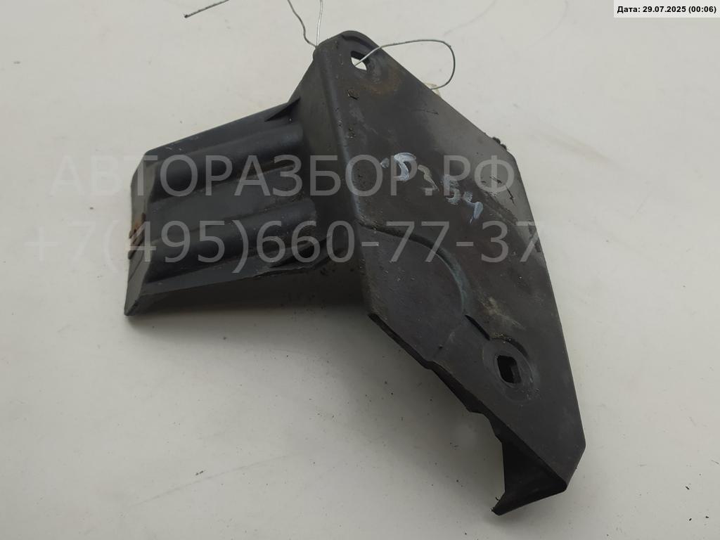 Кронштейн заднего бампера