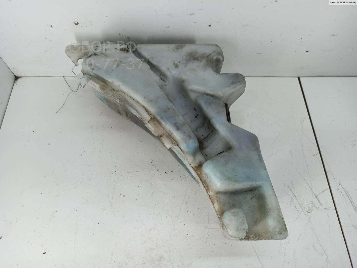 Бачок омывателя лобового стекла