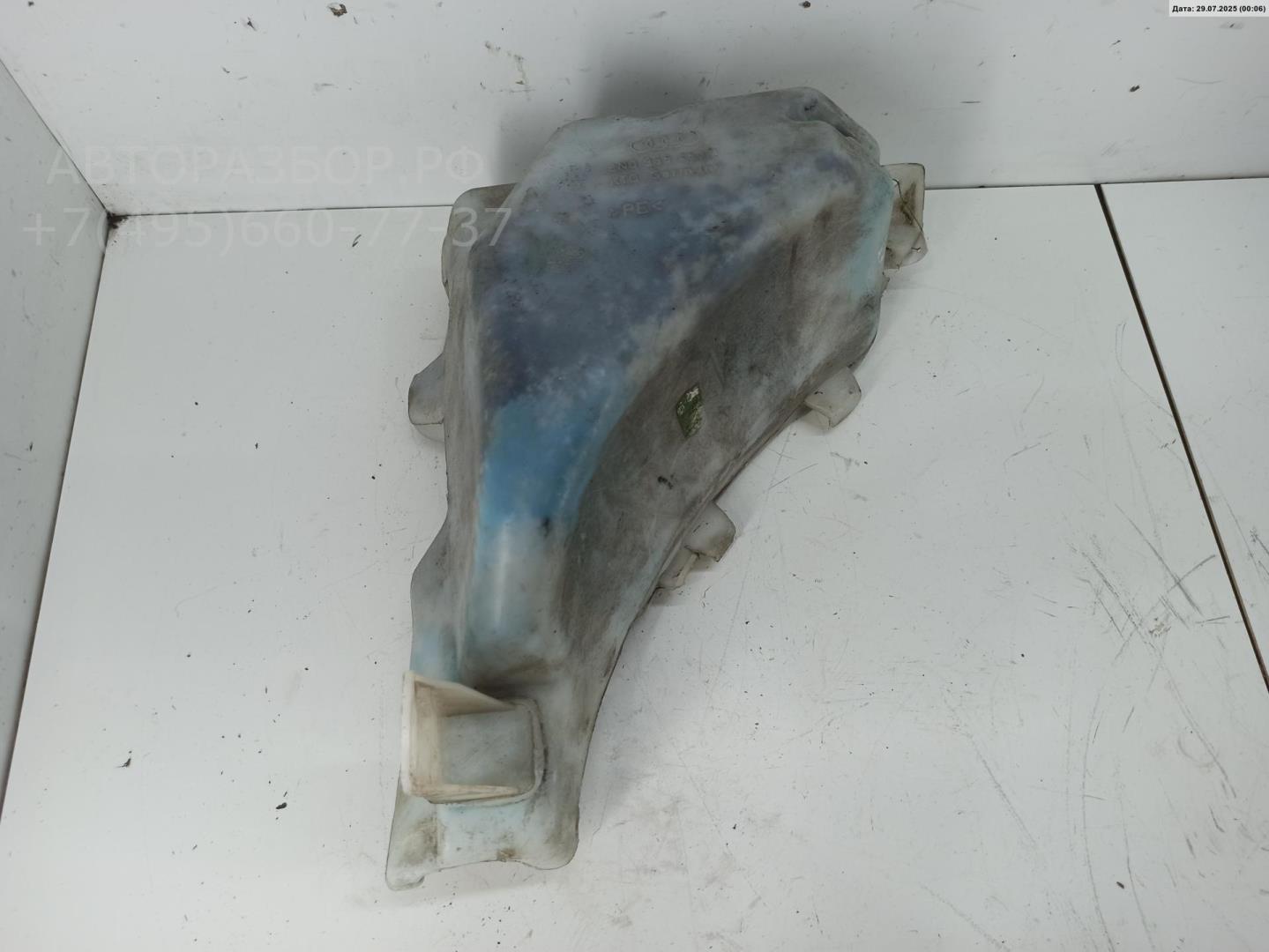 Бачок омывателя лобового стекла