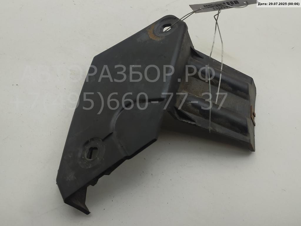 Кронштейн заднего бампера