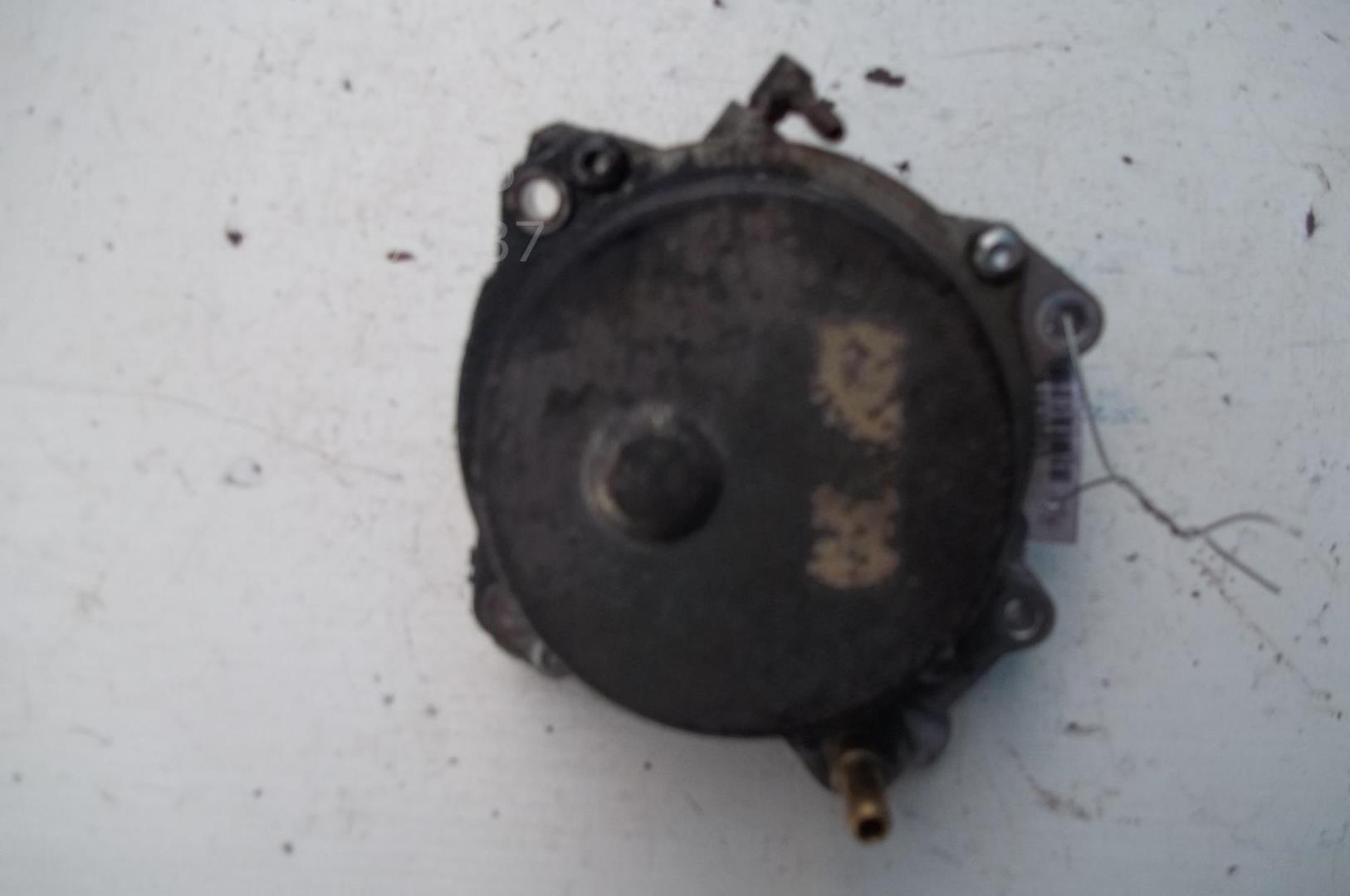 Насос вакуумный