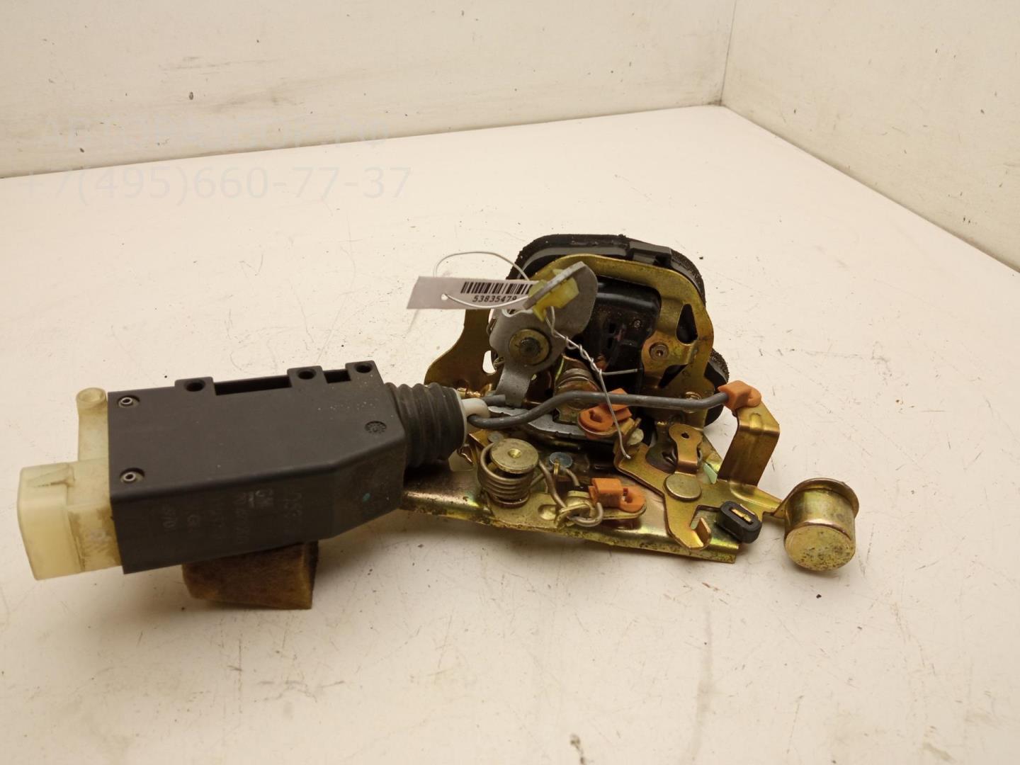 Замок двери задней правой