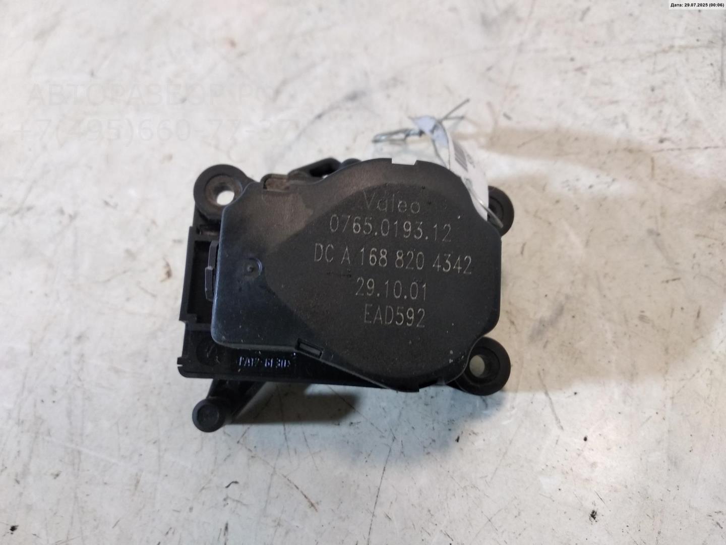 Моторчик заслонки печки