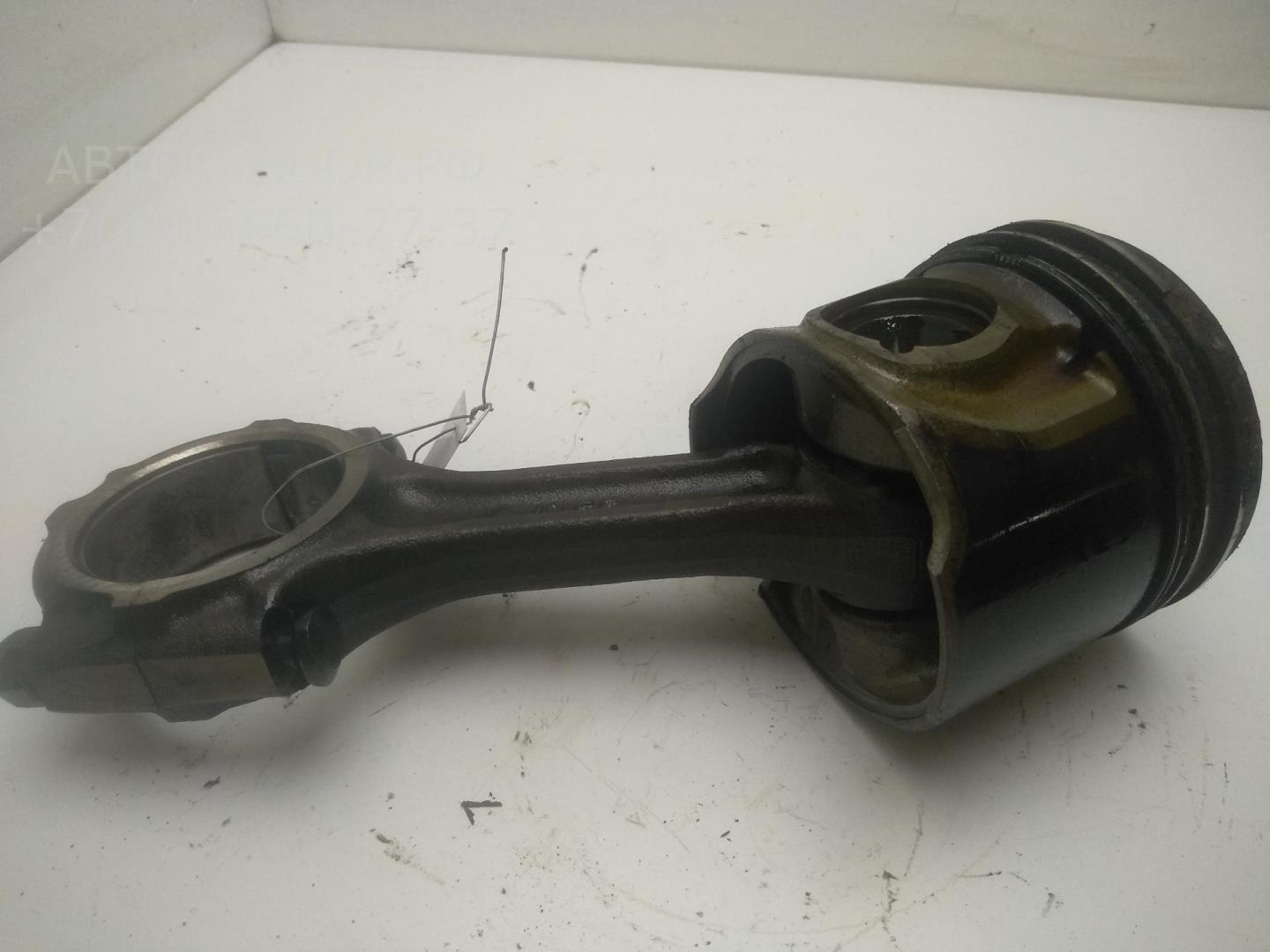 Поршень с шатуном