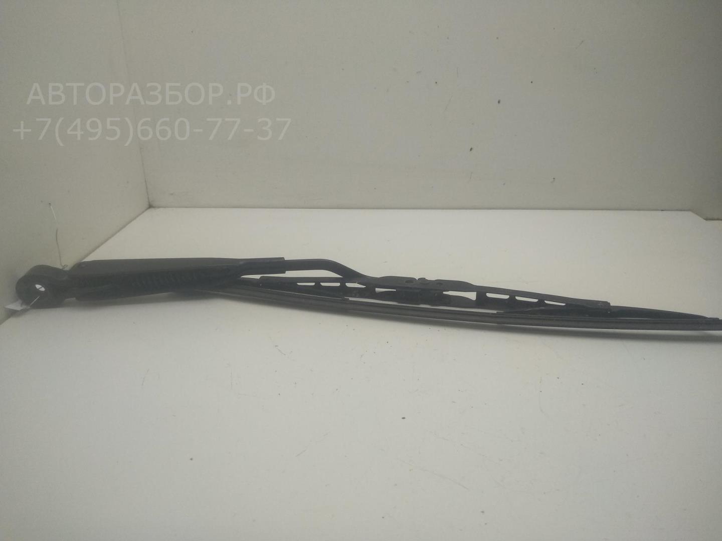 Поводок стеклоочистителя заднего