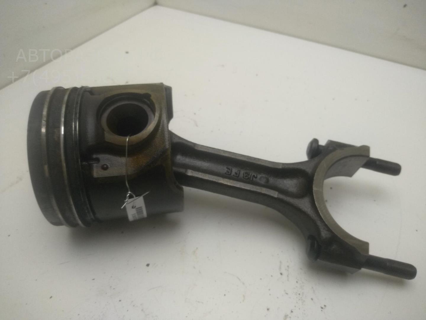 Поршень с шатуном