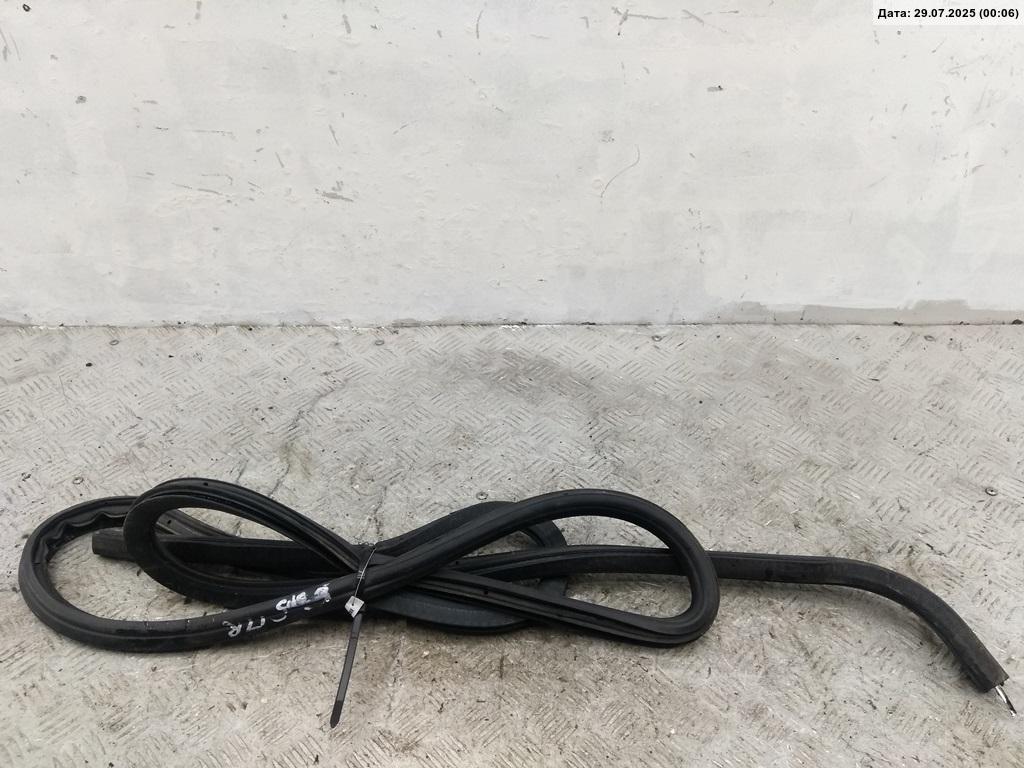 Уплотнитель двери