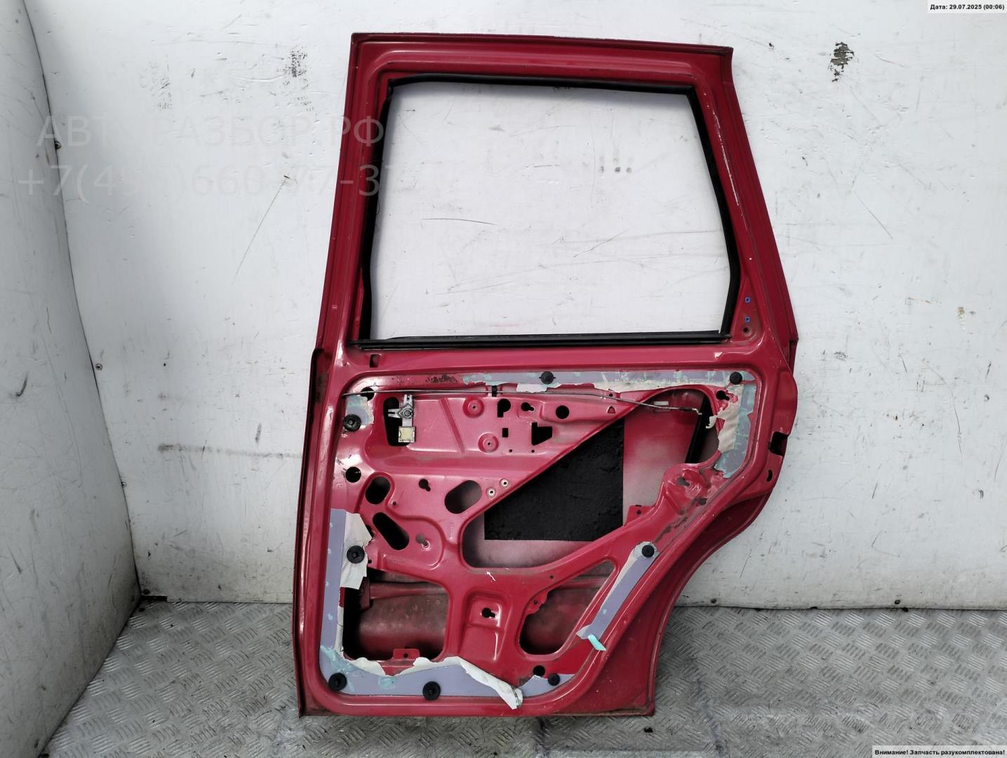 Дверь задняя правая