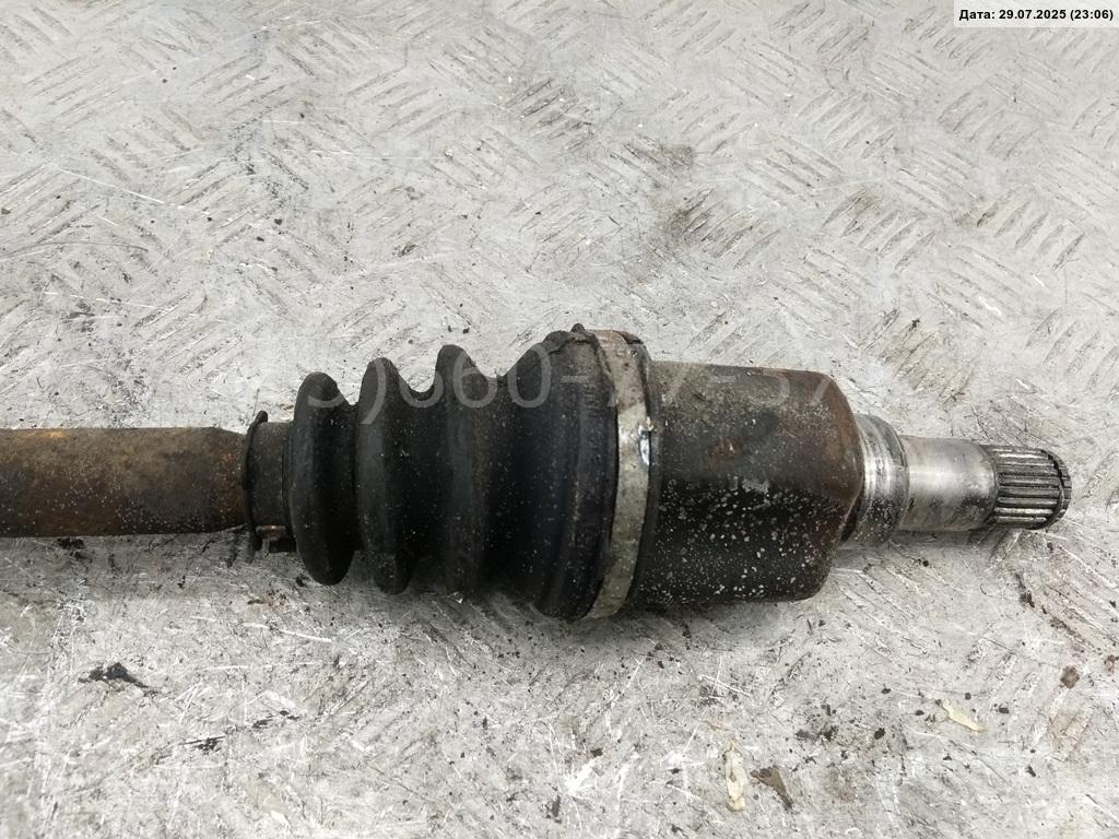 Полуось передняя левая