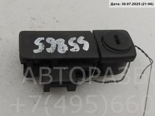 Замок бардачка