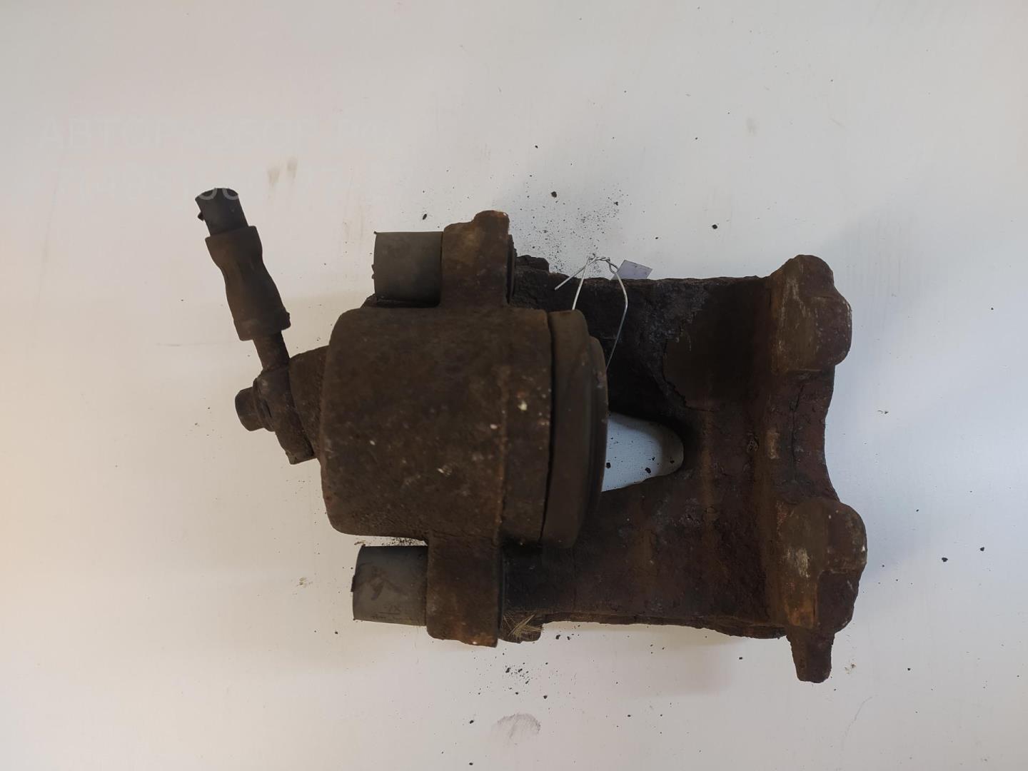 Суппорт передний правый