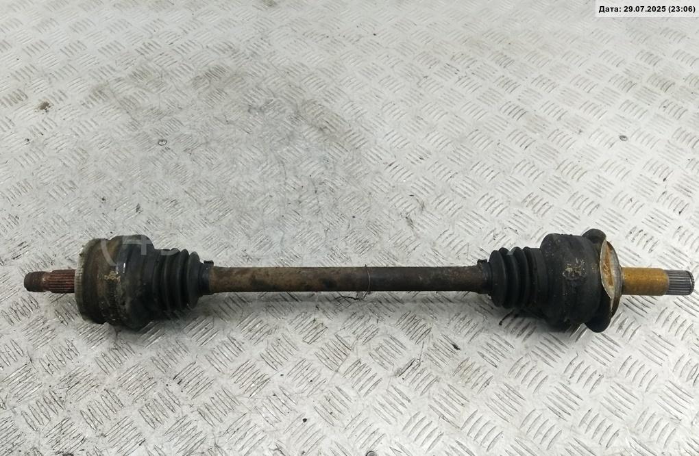 Полуось задняя