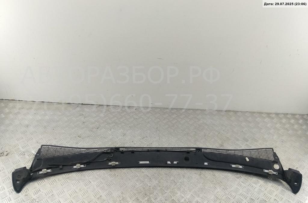 Решетка стеклоочистителей (Жабо)