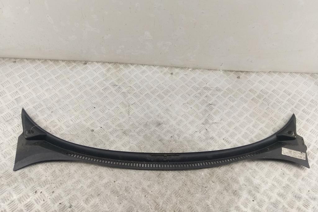 Решетка стеклоочистителей (Жабо)