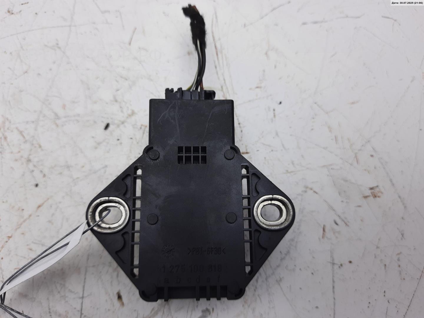 Датчик ускорения