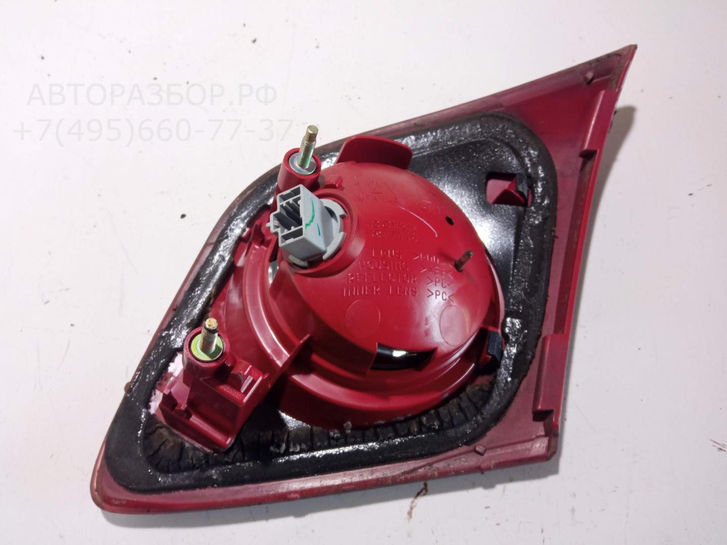 Фонарь задний внутренний левый