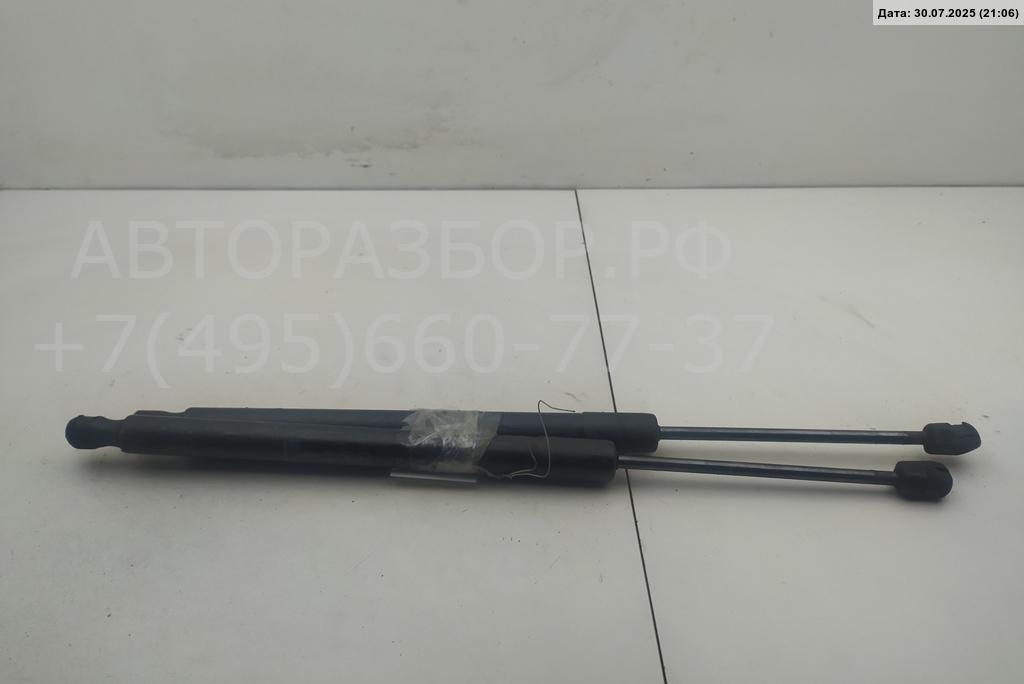 Амортизатор крышки багажника